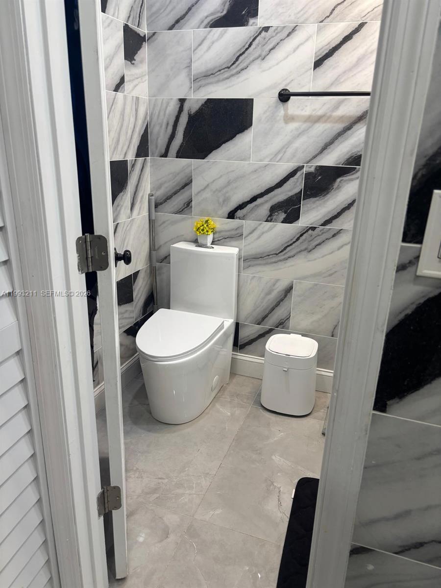 12219 Southwest 249th Street Homestead, FL 33032 - Photo 32 of 36