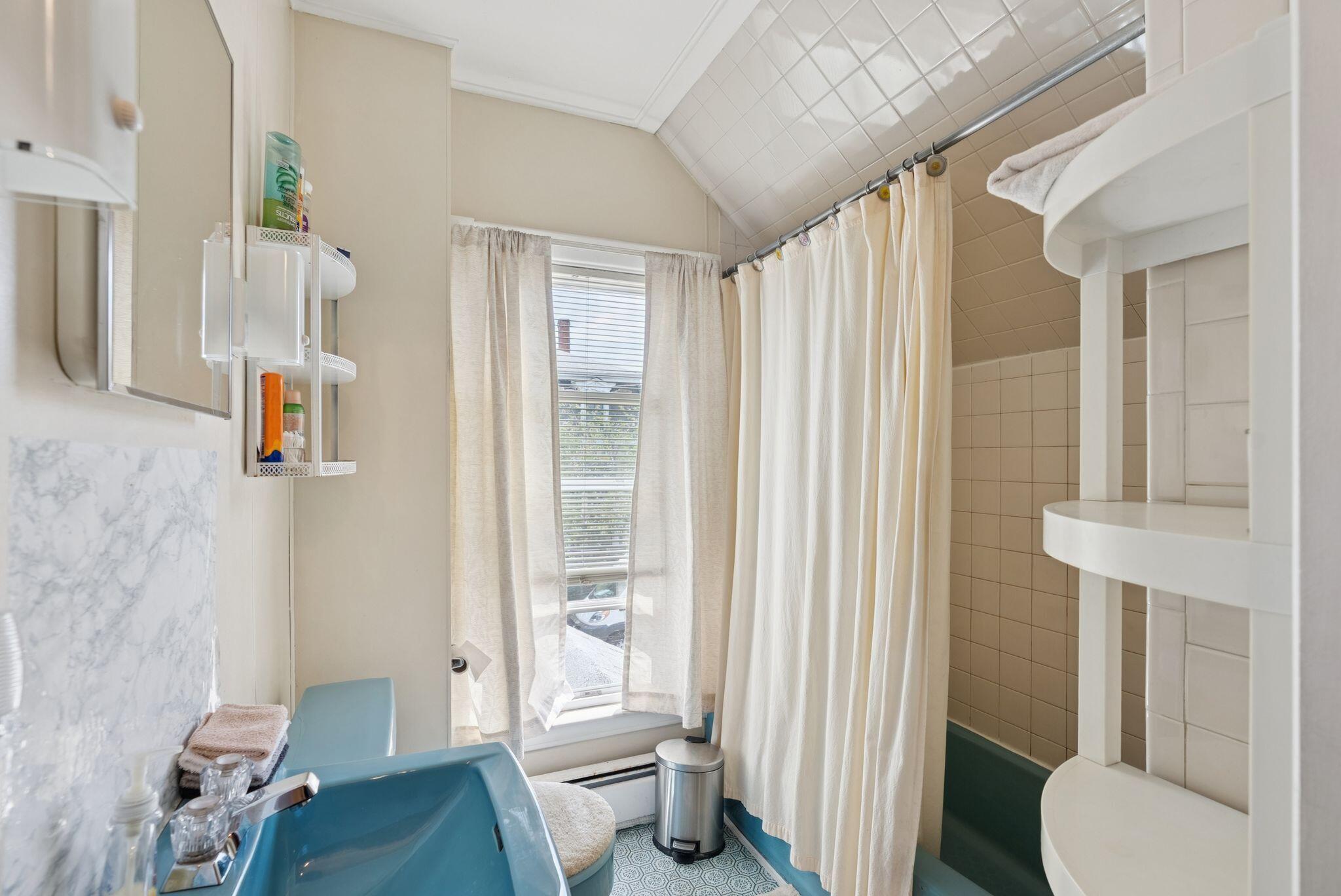 51 Melbourne Street Portland, ME 04101 - Photo 19 of 27 Bathroom 1