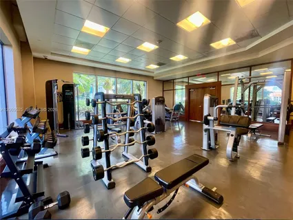 $2,900 | 1060 Brickell Avenue, Unit 3209, Miami, FL 33131