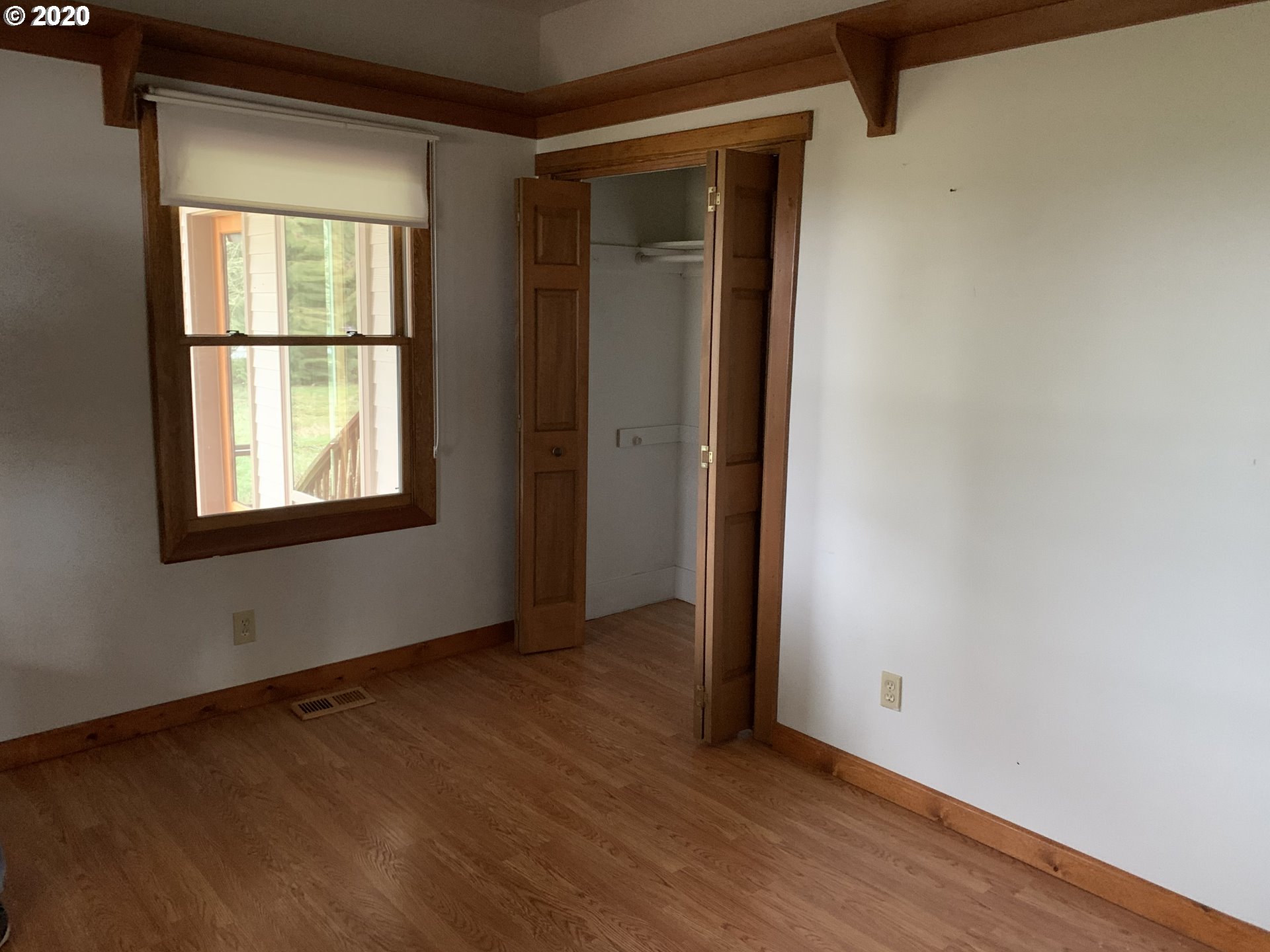 3156 Talbot Road South Jefferson, OR 97352 - Photo 7 of 26