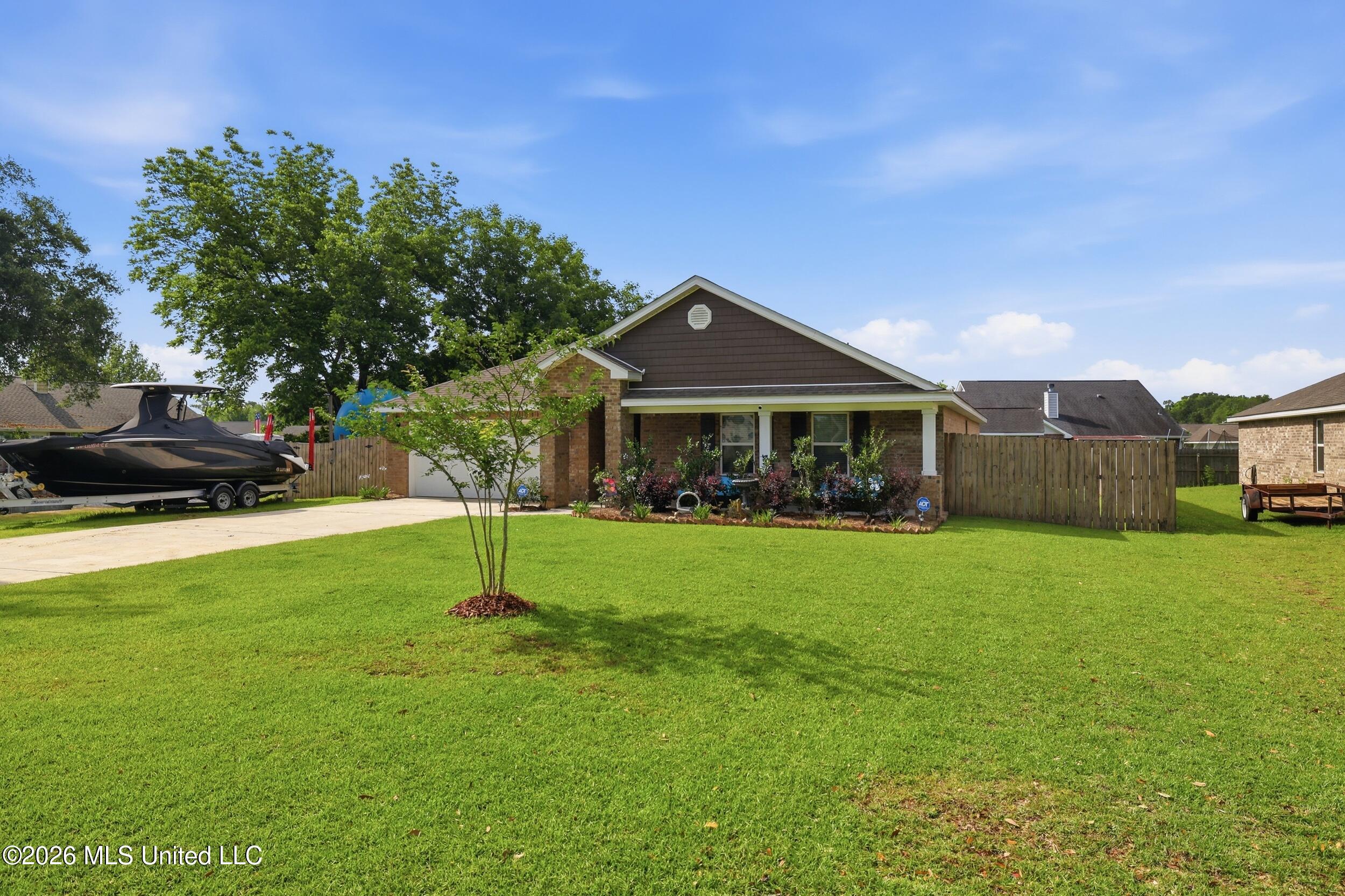 8257 Curry Road Biloxi, MS 39532 - Photo 5 of 49 R6__1156