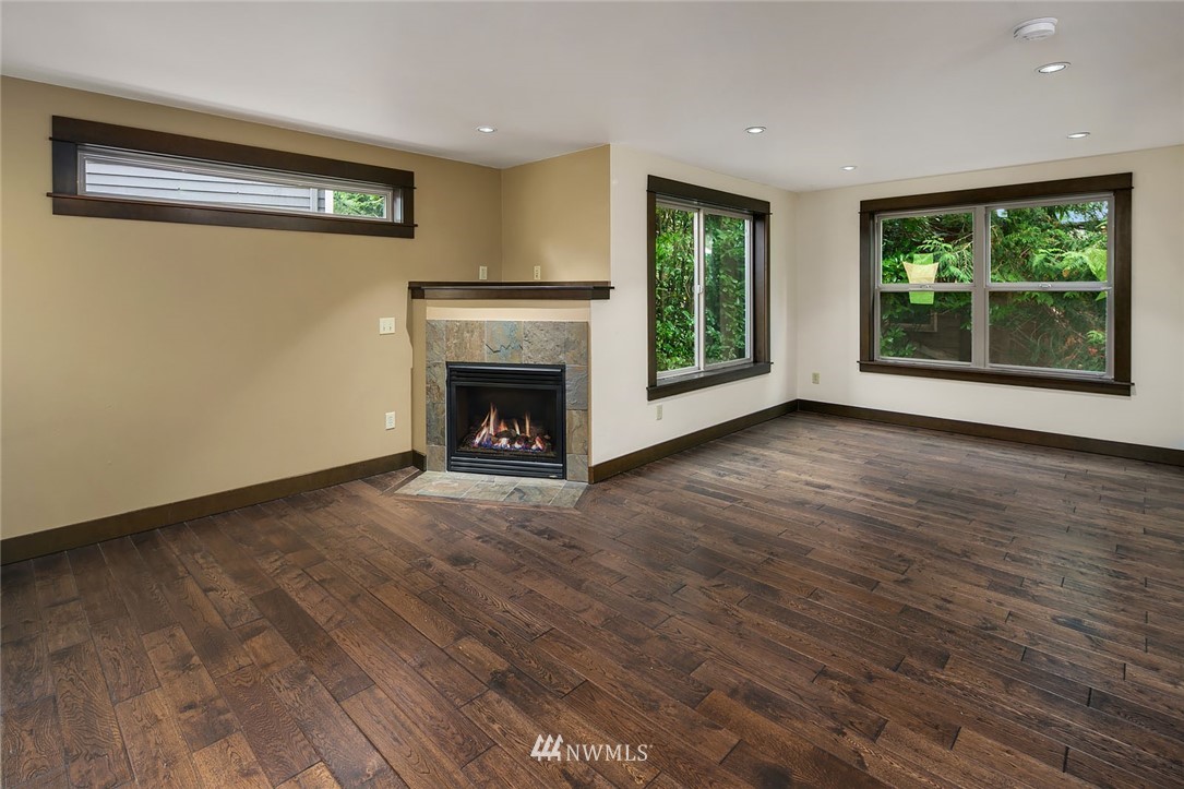 9111 45th Avenue Southwest Seattle, WA 98136 - Photo 11 of 26 Gallery Image 11