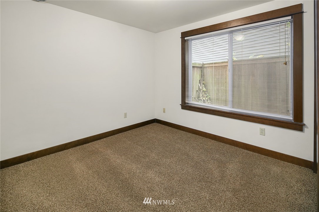 9111 45th Avenue Southwest Seattle, WA 98136 - Photo 16 of 26 Gallery Image 16
