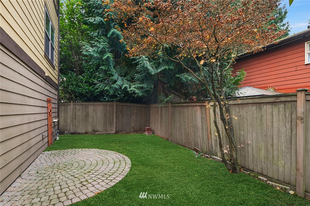 9111 45th Avenue Southwest Seattle, WA 98136 - Photo 9 of 26 Gallery Image 9