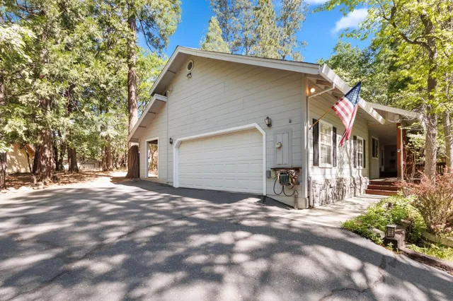 $489,999 | 17256 Mt Elizabeth Drive, Sonora, CA 95370