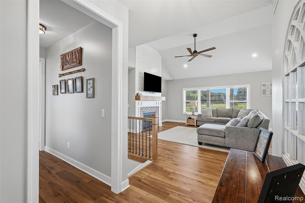 9087 Copper Ridge Drive Davison, MI 48423 - Photo 8 of 46