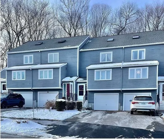 $3,000 | 31 Blithewood Avenue, Unit 705, Worcester, MA 01604