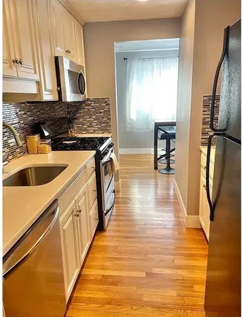 $3,000 | 31 Blithewood Avenue, Unit 705, Worcester, MA 01604