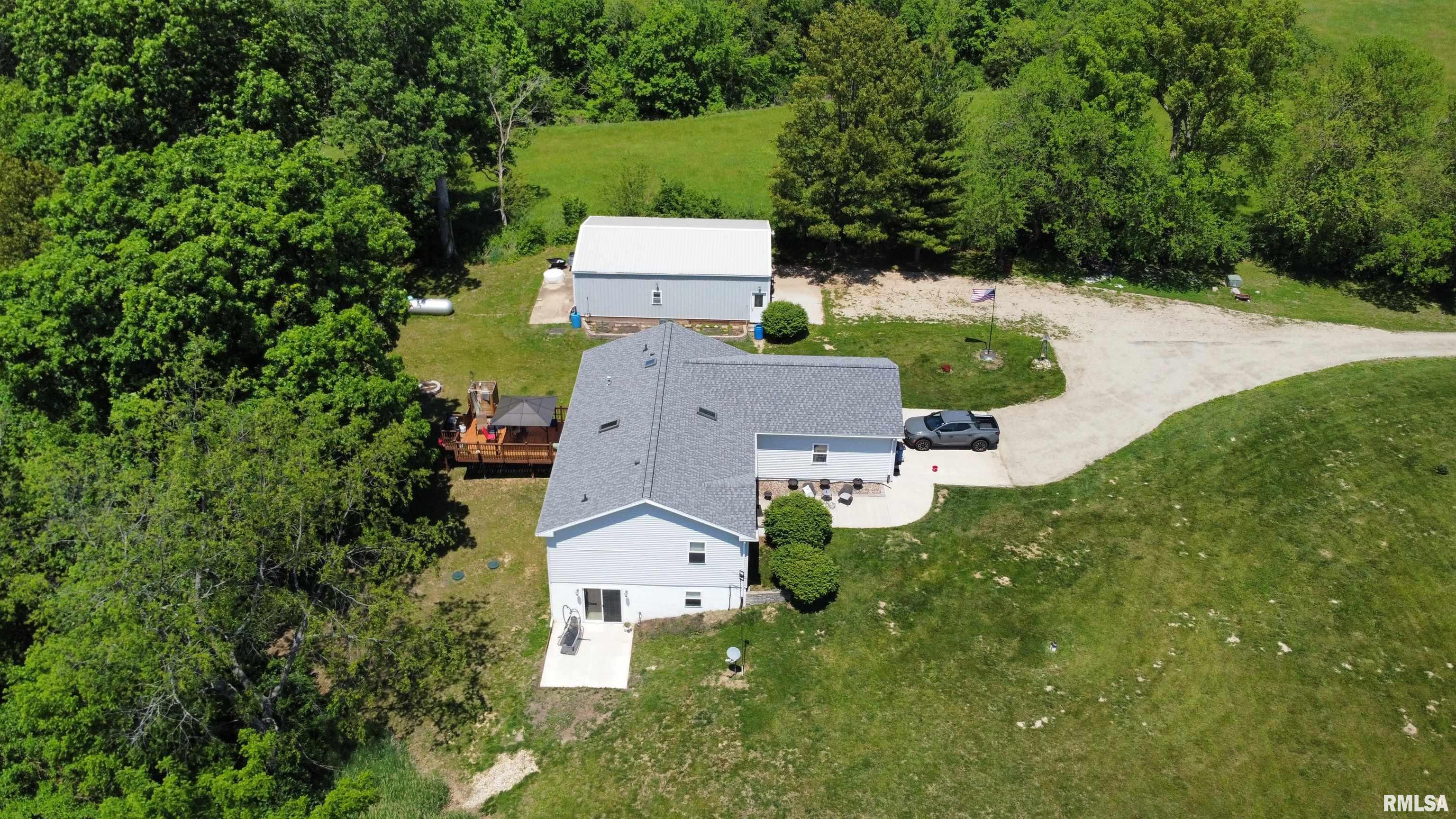 30720 North Norris Blacktop Road Farmington, IL 61531 - Photo 29 of 94