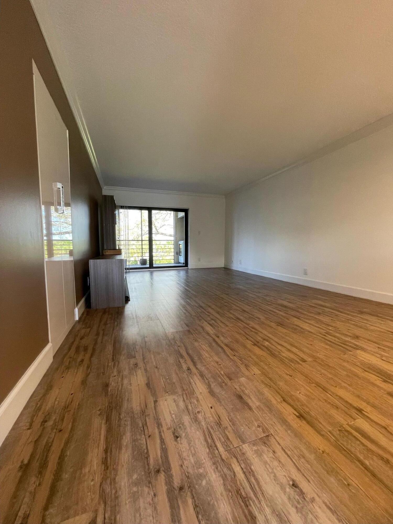 9235 Southwest 8th Street, Unit 307 Boca Raton, FL 33428 - Photo 25 of 44 Living Room
