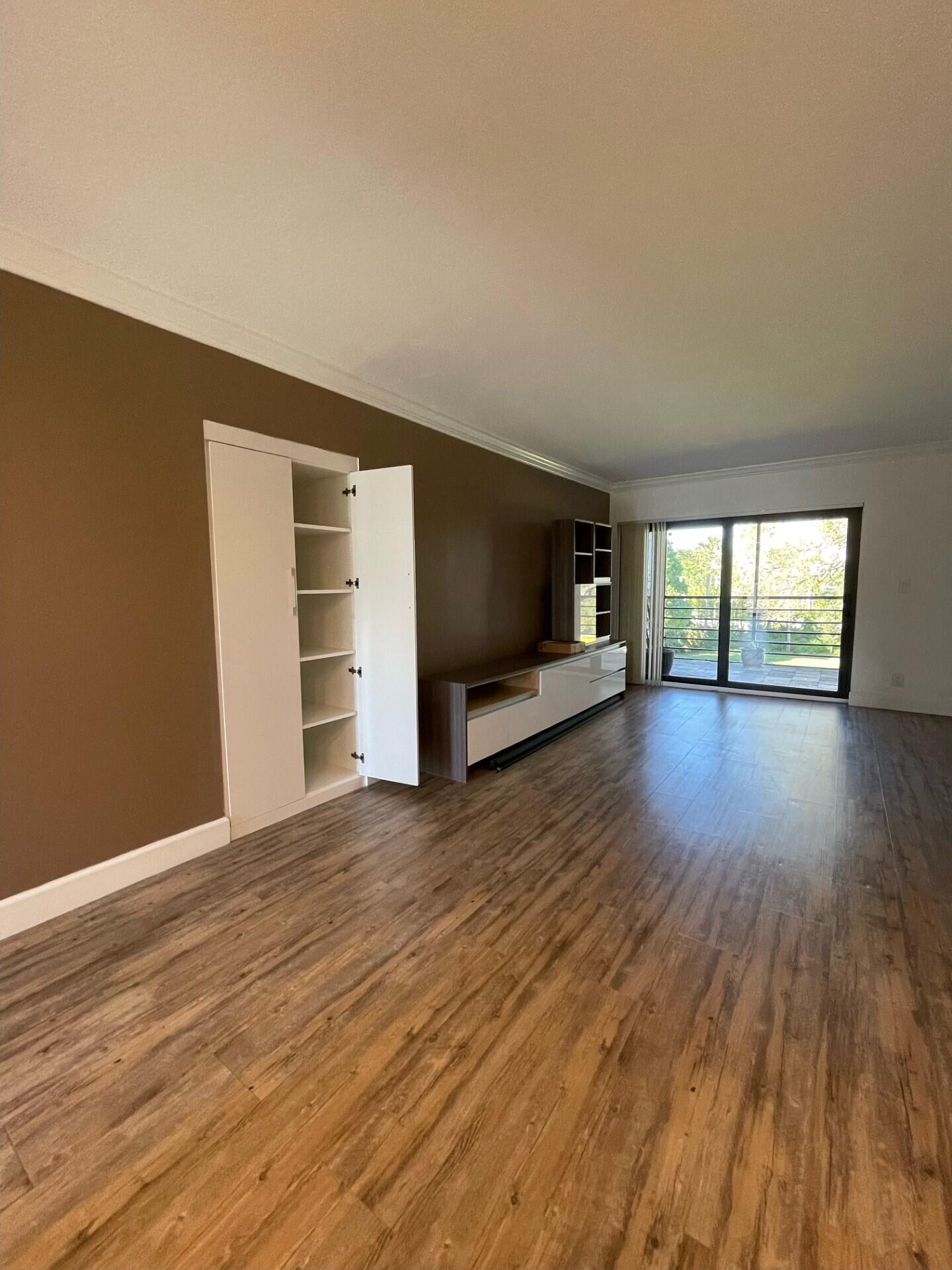 9235 Southwest 8th Street, Unit 307 Boca Raton, FL 33428 - Photo 30 of 44 Living Room