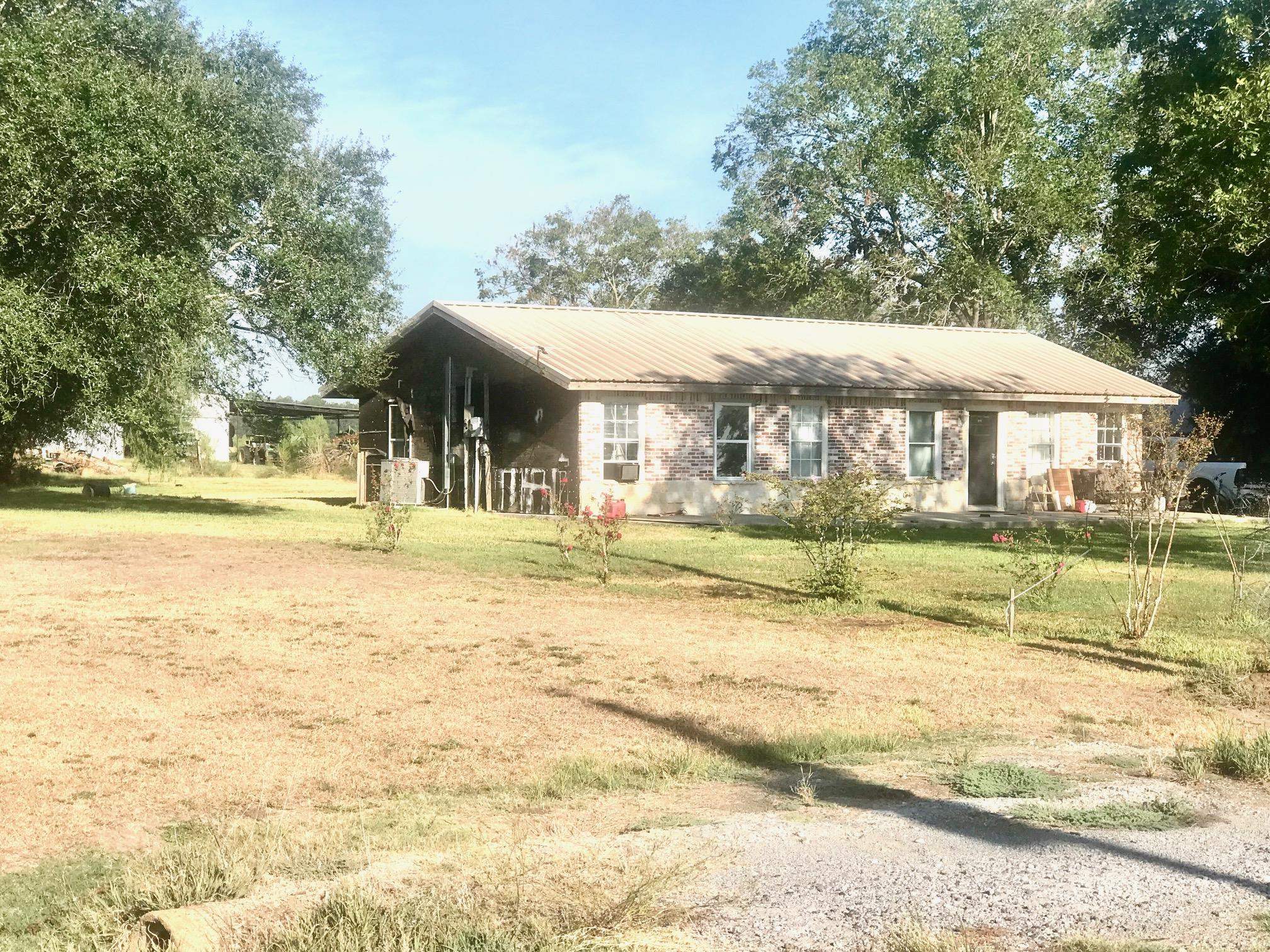 1700 Blanch Road Beaumont, TX 77713 - Photo 2 of 3