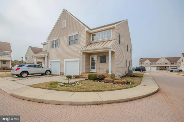$320,000 | 112 B Sunset Circle, Unit 112B, Crisfield, MD 21817