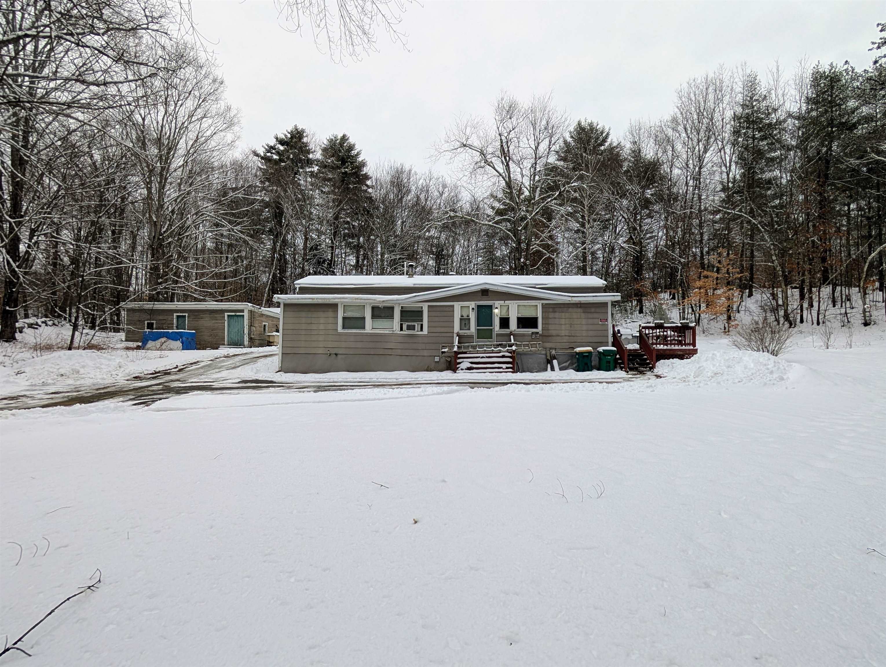 59 Estes Road Rochester, NH 03839 - Photo 4 of 18