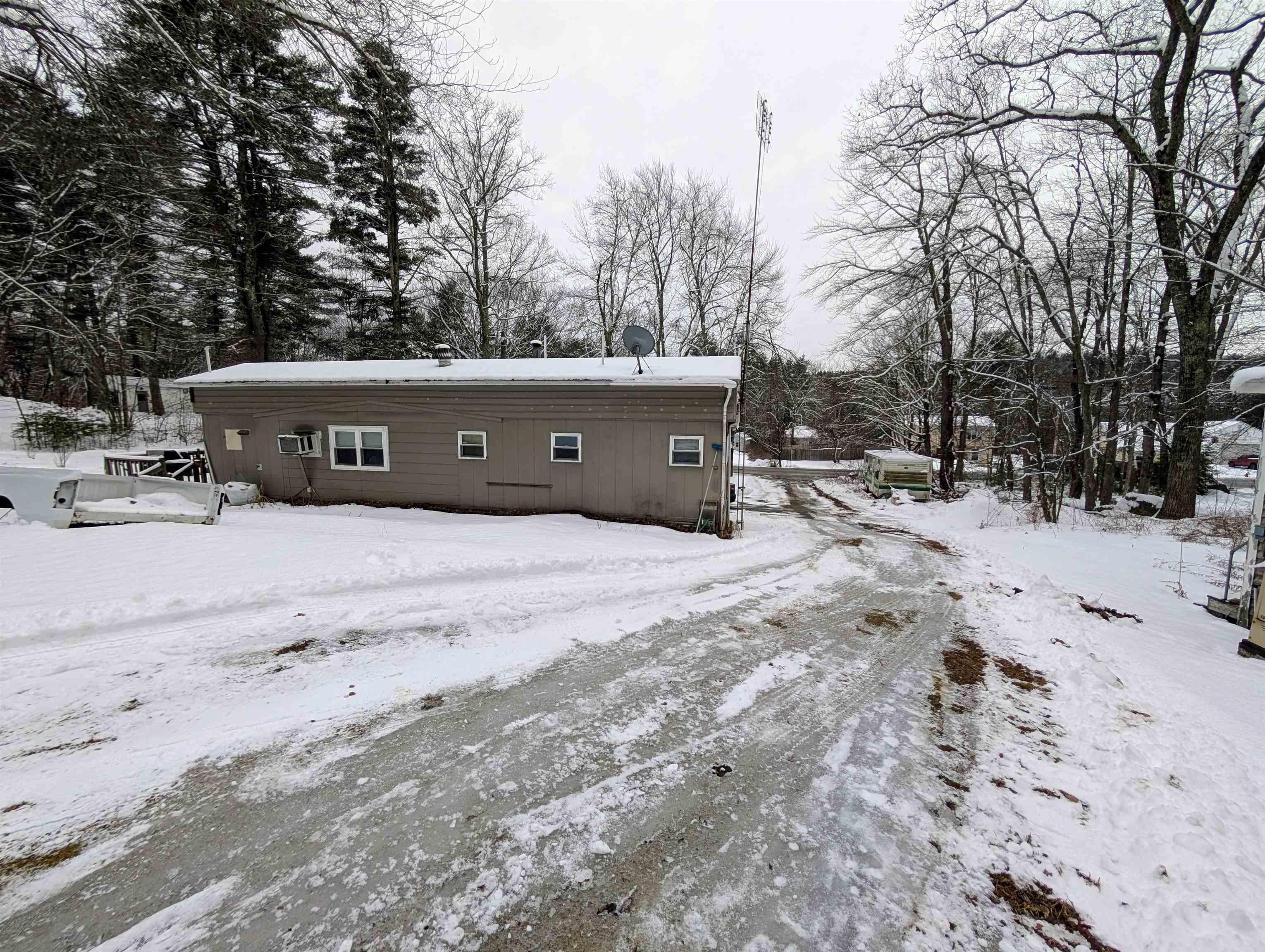 59 Estes Road Rochester, NH 03839 - Photo 6 of 18