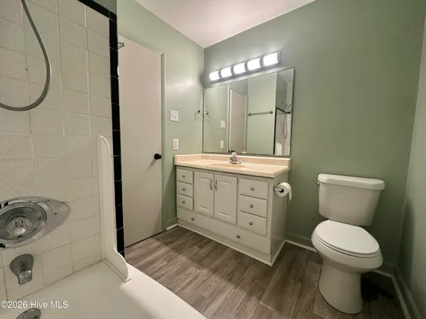 $2,200 | 1030 Daniel Drive, Jacksonville, NC 28540