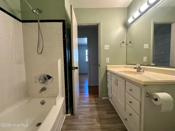 $2,200 | 1030 Daniel Drive, Jacksonville, NC 28540