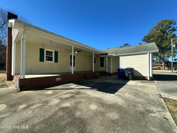 $2,150 | 1030 Daniel Drive, Jacksonville, NC 28540