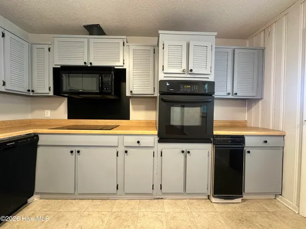 $2,200 | 1030 Daniel Drive, Jacksonville, NC 28540