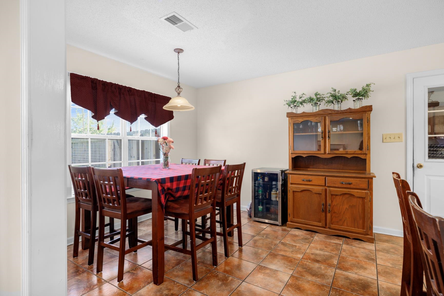 538 Rosemark Road Atoka, TN 38004 - Photo 12 of 25 a view of a dining room with furniture