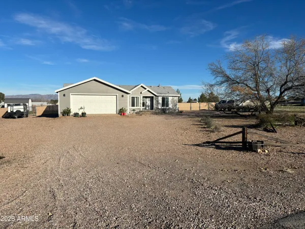 $245,000 | 7053 South Elmer Loop, Hereford, AZ 85615