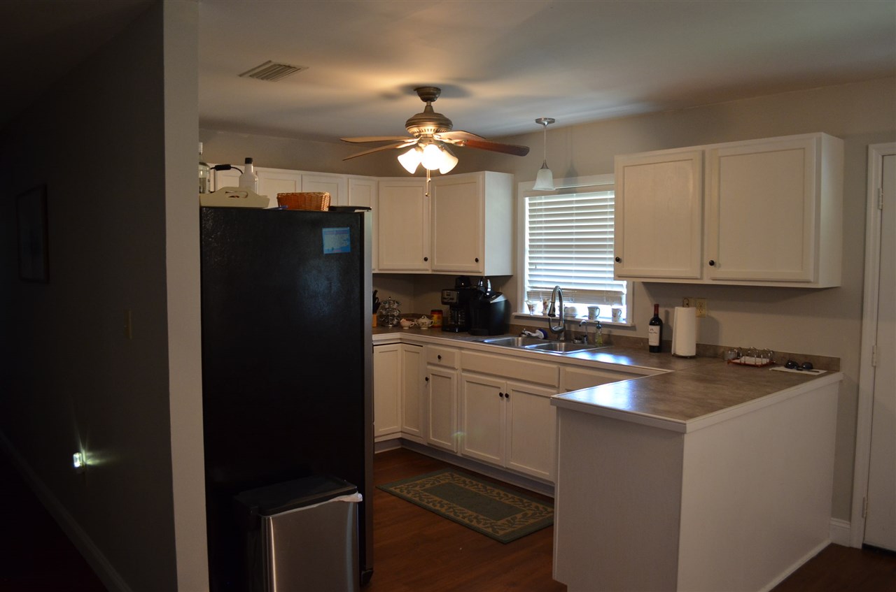 393 Cedar Island Road Perry, FL 32348 - Photo 13 of 21 Gallery Image 13
