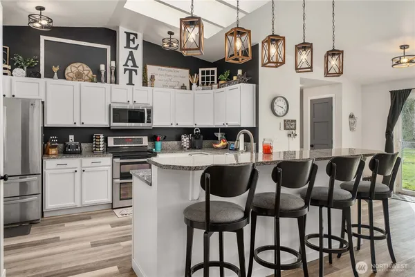 $799,000 | 30714 118th Avenue East, Graham, WA 98338