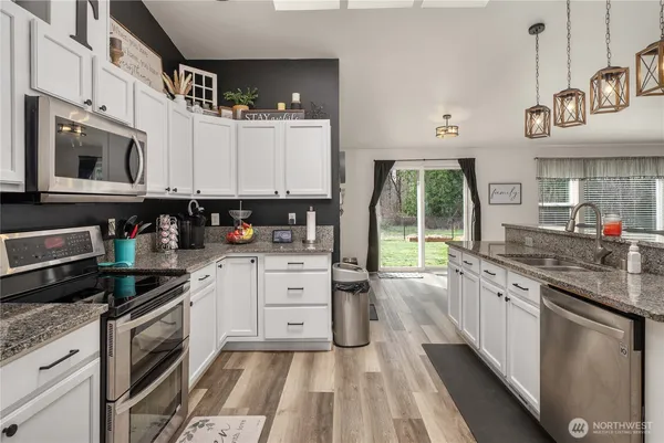 $799,000 | 30714 118th Avenue East, Graham, WA 98338