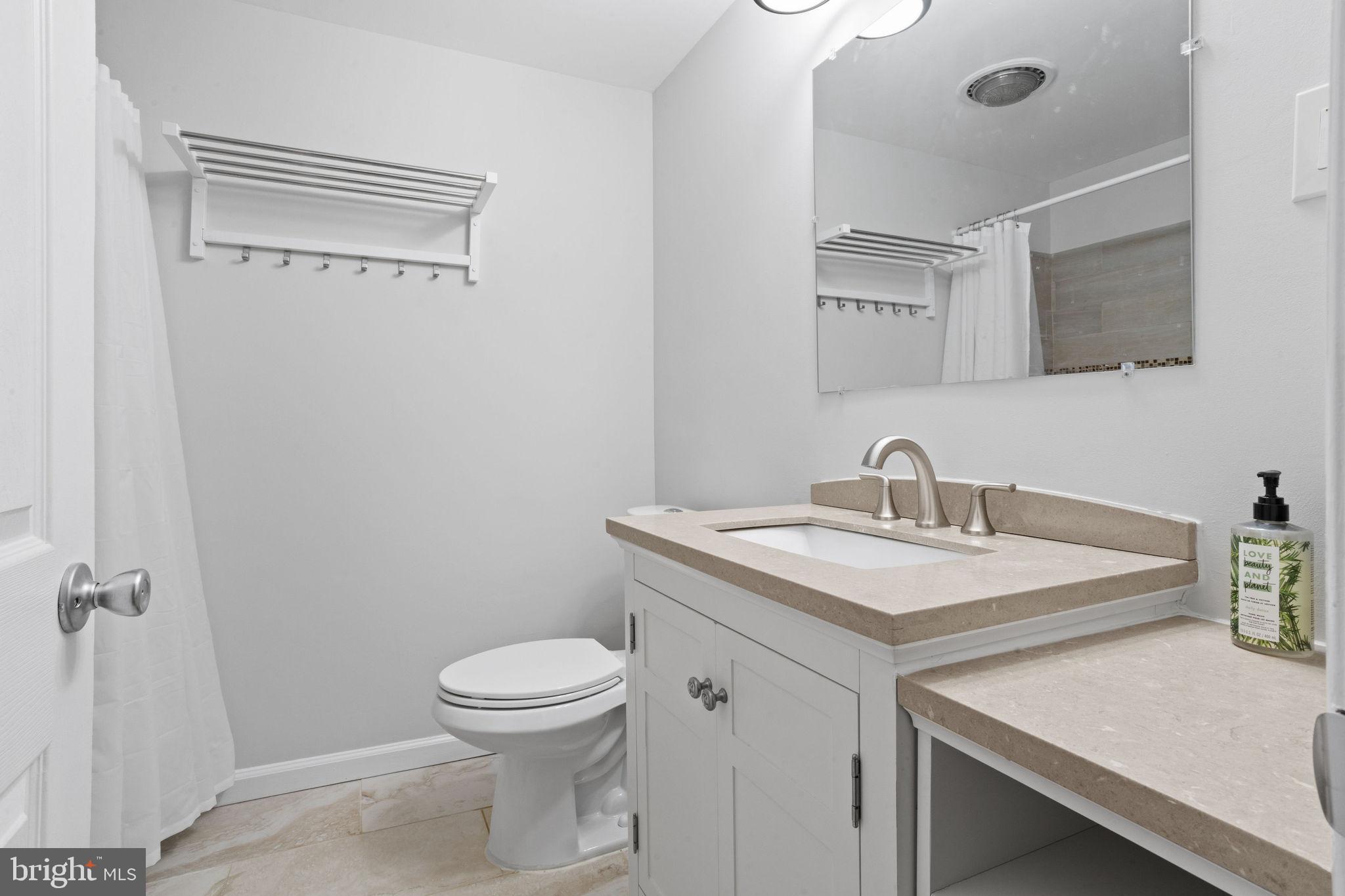 271 Fellowship Road Moorestown, NJ 08057 - Photo 14 of 39