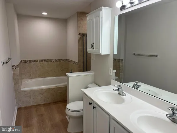 $2,800 | 19 Poppyseed Drive, Lumberton, NJ 08048