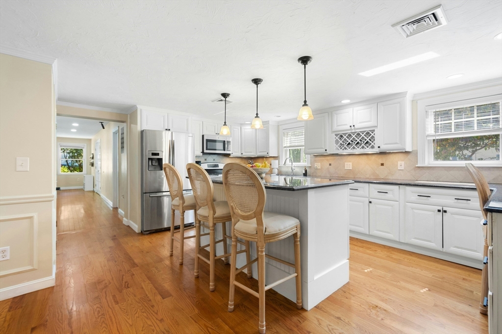 8 Raymond Way Ashland, MA 01721 - Photo 11 of 38 Gallery Image 11