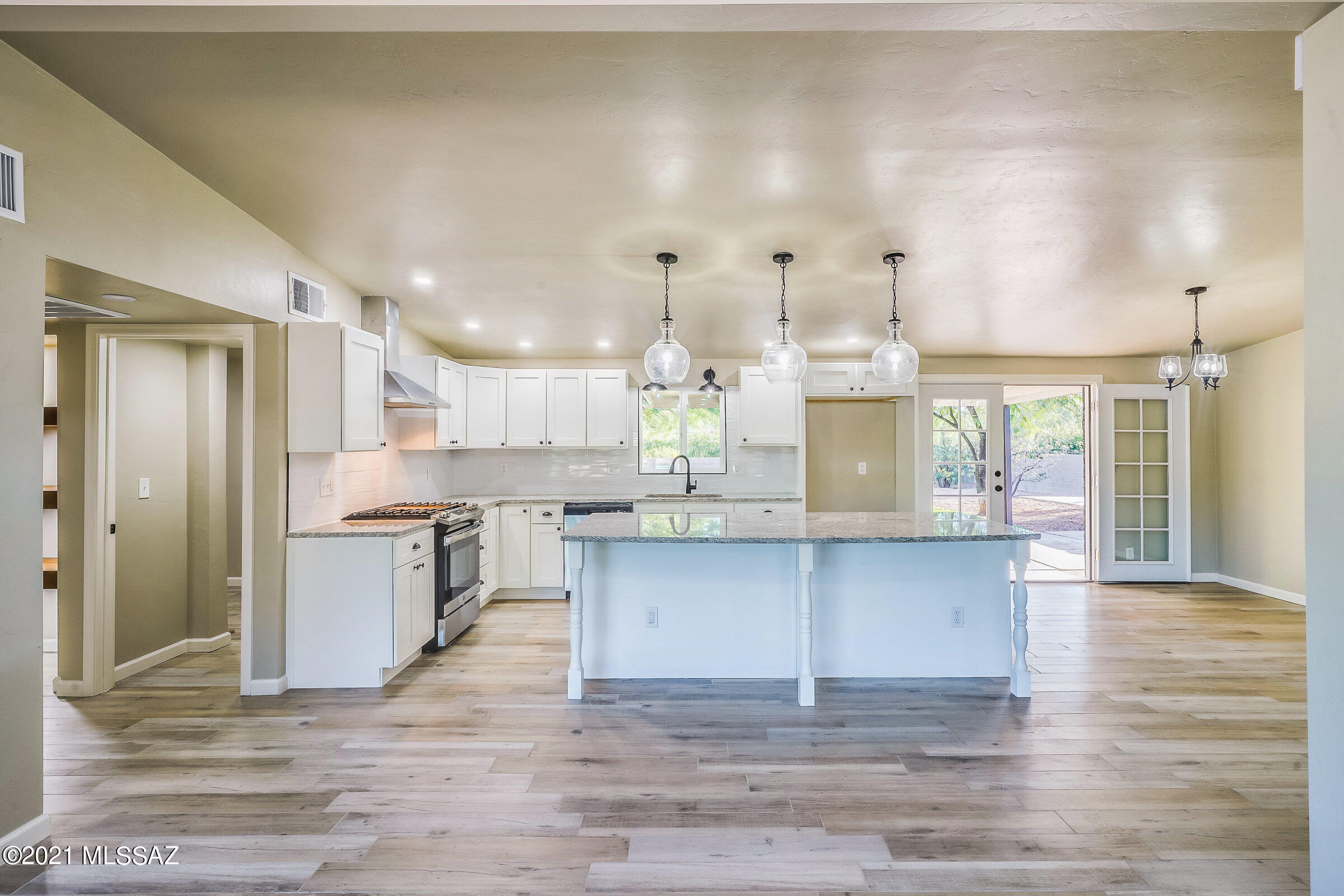 7016 East Redbud Road Tucson, AZ 85715 - Photo 6 of 48 Gallery Image 6