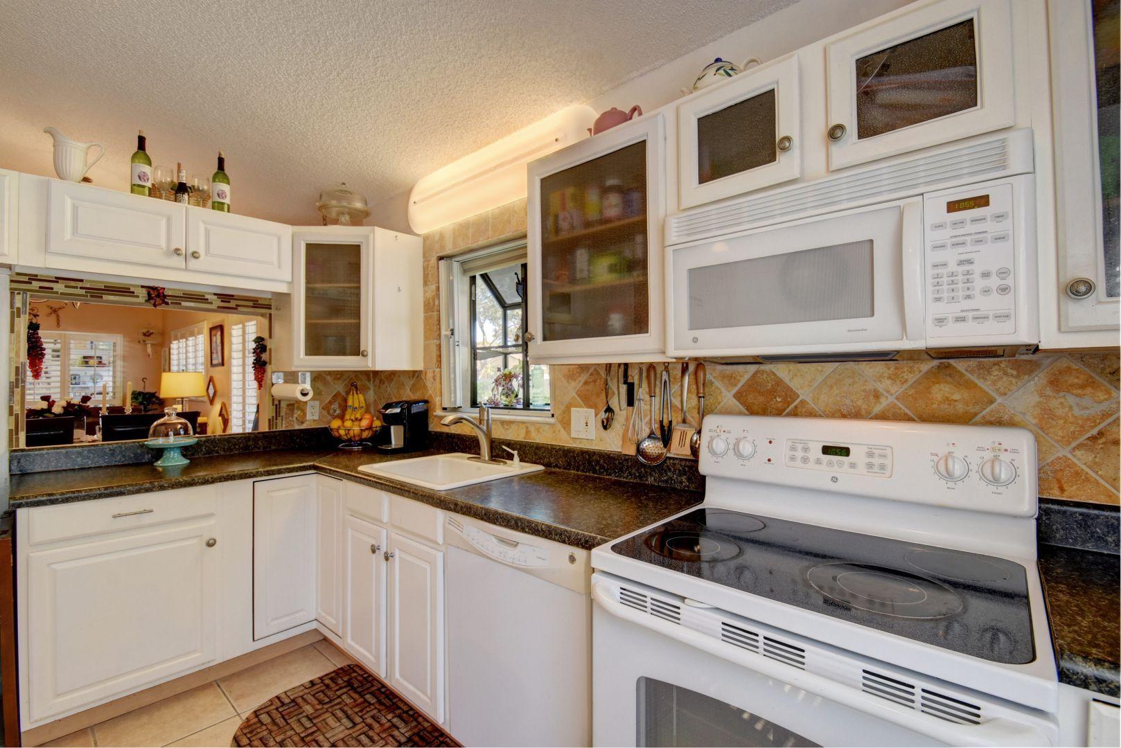 8585 Raintree Court Boca Raton, FL 33496 - Photo 11 of 30 11_virtuals1 (11)