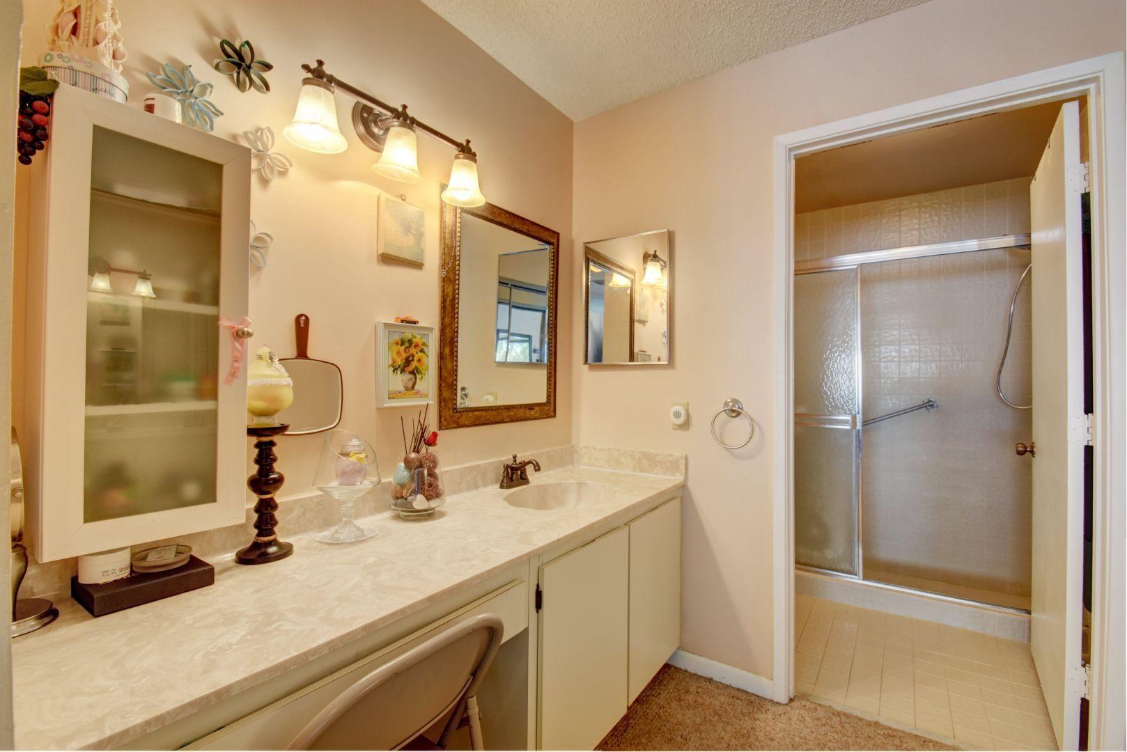 8585 Raintree Court Boca Raton, FL 33496 - Photo 16 of 30 16_virtuals1 (16)