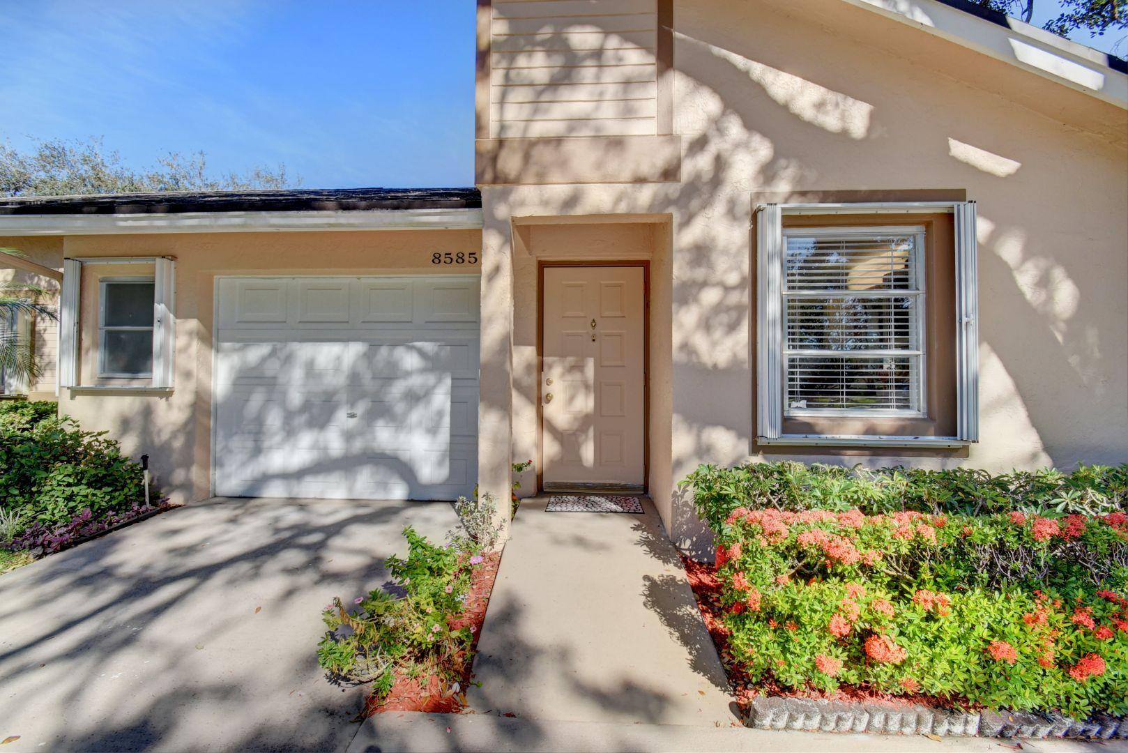 8585 Raintree Court Boca Raton, FL 33496 - Photo 3 of 30 03_virtuals1 (3)