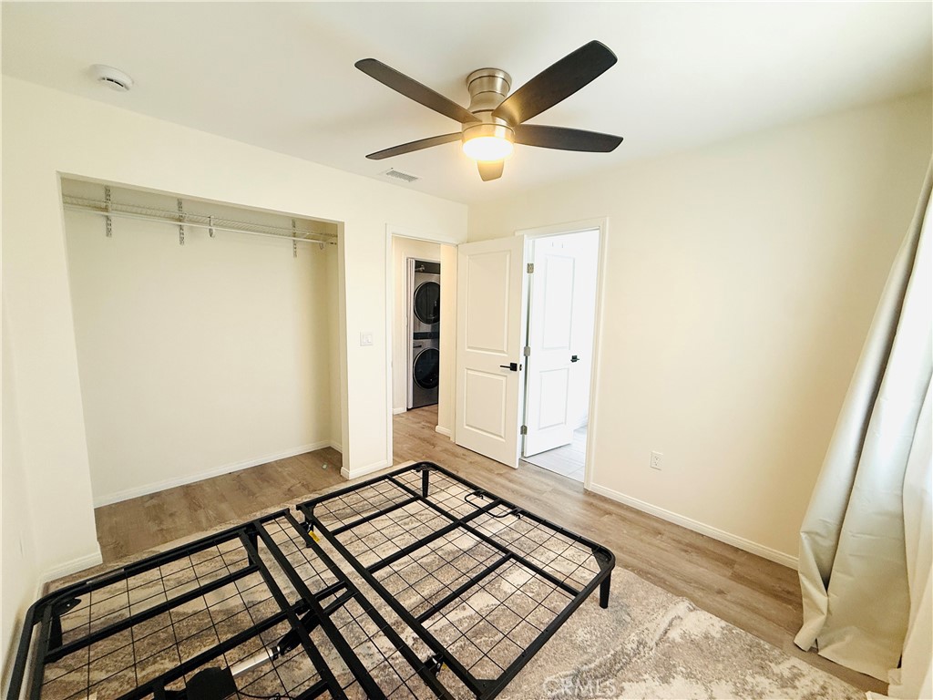 14080 Mohawk Road Apple Valley, CA 92307 - Photo 15 of 26 Bed 1- Primary