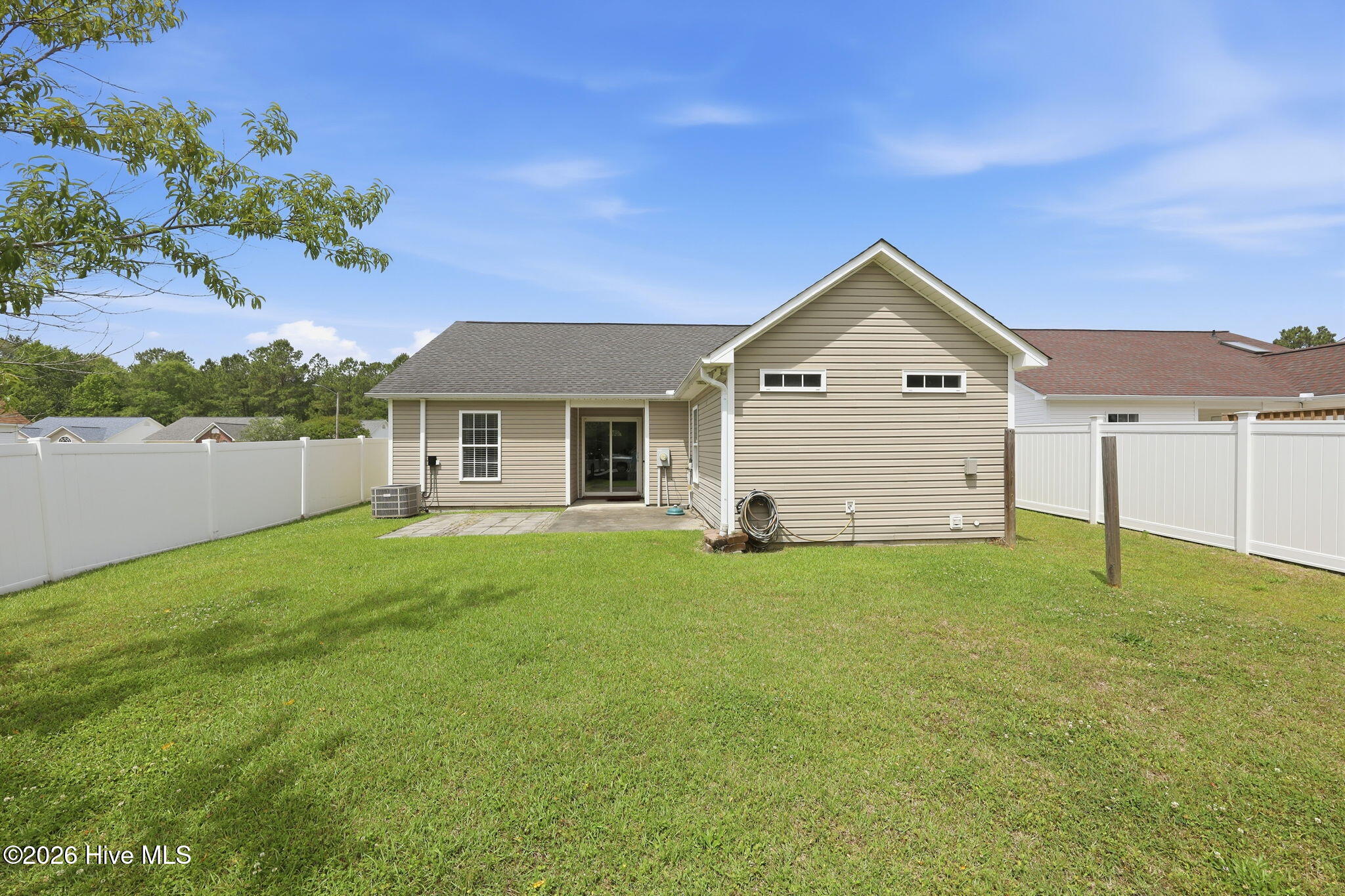 4100 Elizabeth Avenue New Bern, NC 28562 - Photo 16 of 43 28-web-or-mls-0C0A5845