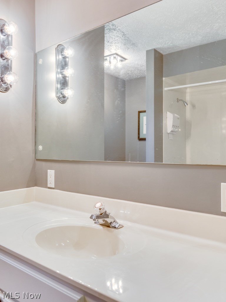 410 Wyant Road Akron, OH 44313 - Photo 30 of 35 Gallery Image 30