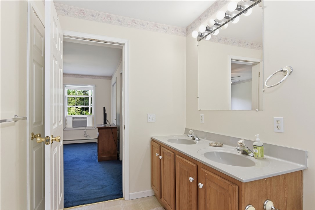 2037 Crandall Road Tiverton, RI 02878 - Photo 29 of 48 Gallery Image 29