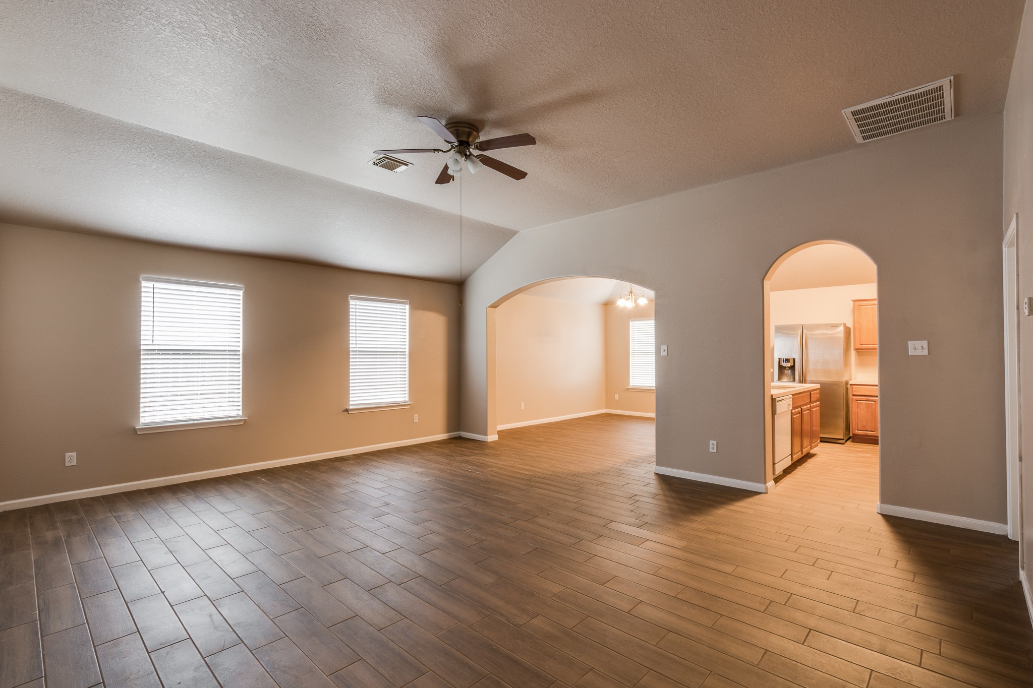 17006 Marlin Spike Way Crosby, TX 77532 - Photo 2 of 25