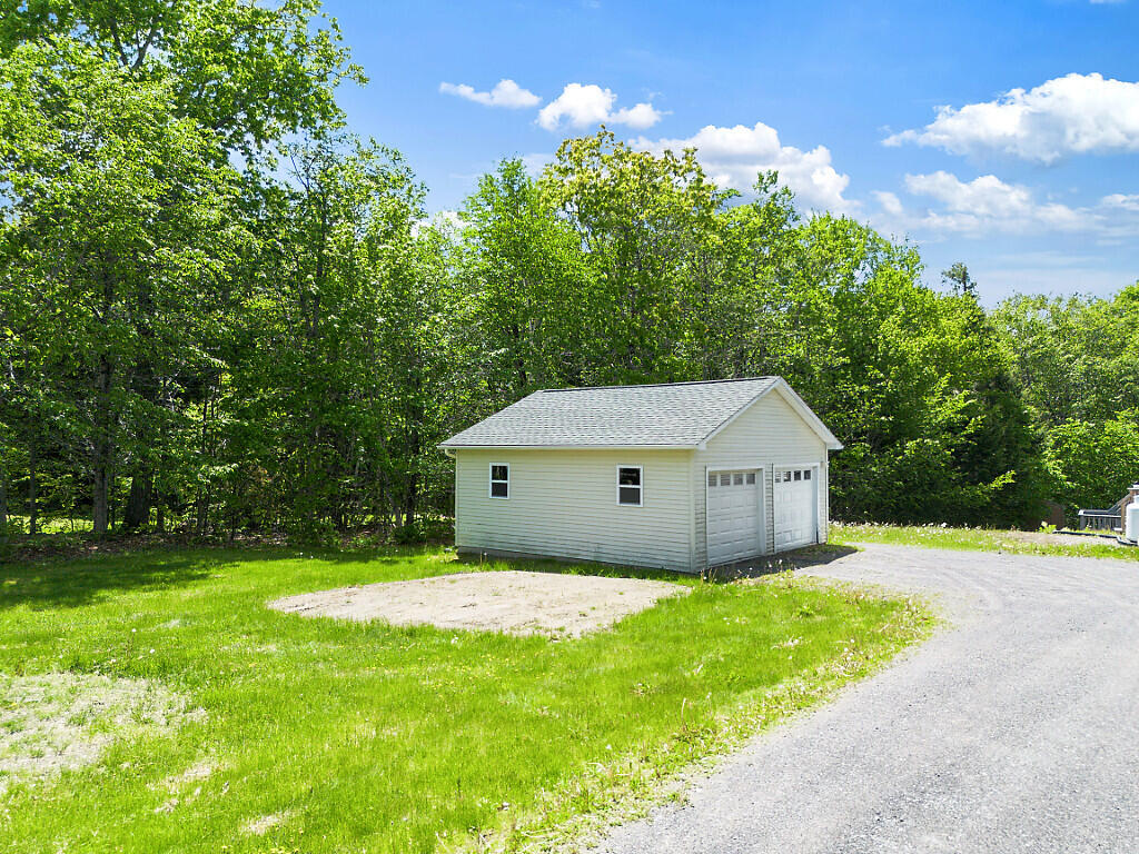 476 Smithfield Road Oakland, ME 04963 - Photo 33 of 40 Garage