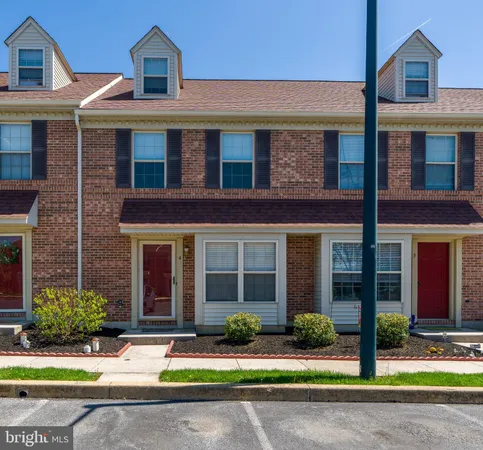 $279,900 | 4 Acorn Boulevard, Lancaster, PA 17602