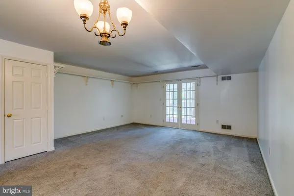 $279,900 | 4 Acorn Boulevard, Lancaster, PA 17602