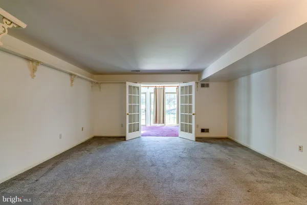 $279,900 | 4 Acorn Boulevard, Lancaster, PA 17602
