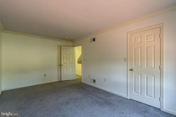 $279,900 | 4 Acorn Boulevard, Lancaster, PA 17602