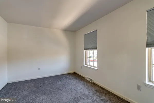 $279,900 | 4 Acorn Boulevard, Lancaster, PA 17602