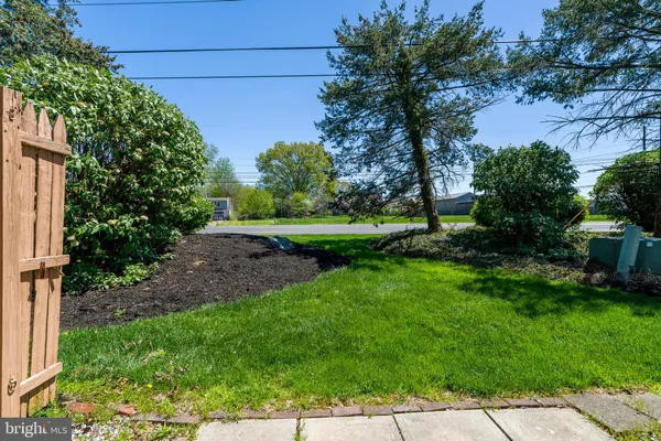 $279,900 | 4 Acorn Boulevard, Lancaster, PA 17602