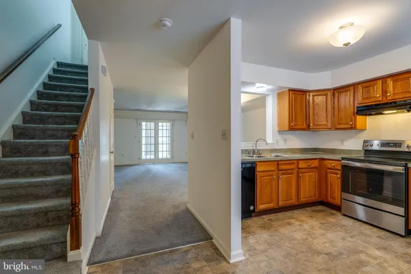 $279,900 | 4 Acorn Boulevard, Lancaster, PA 17602