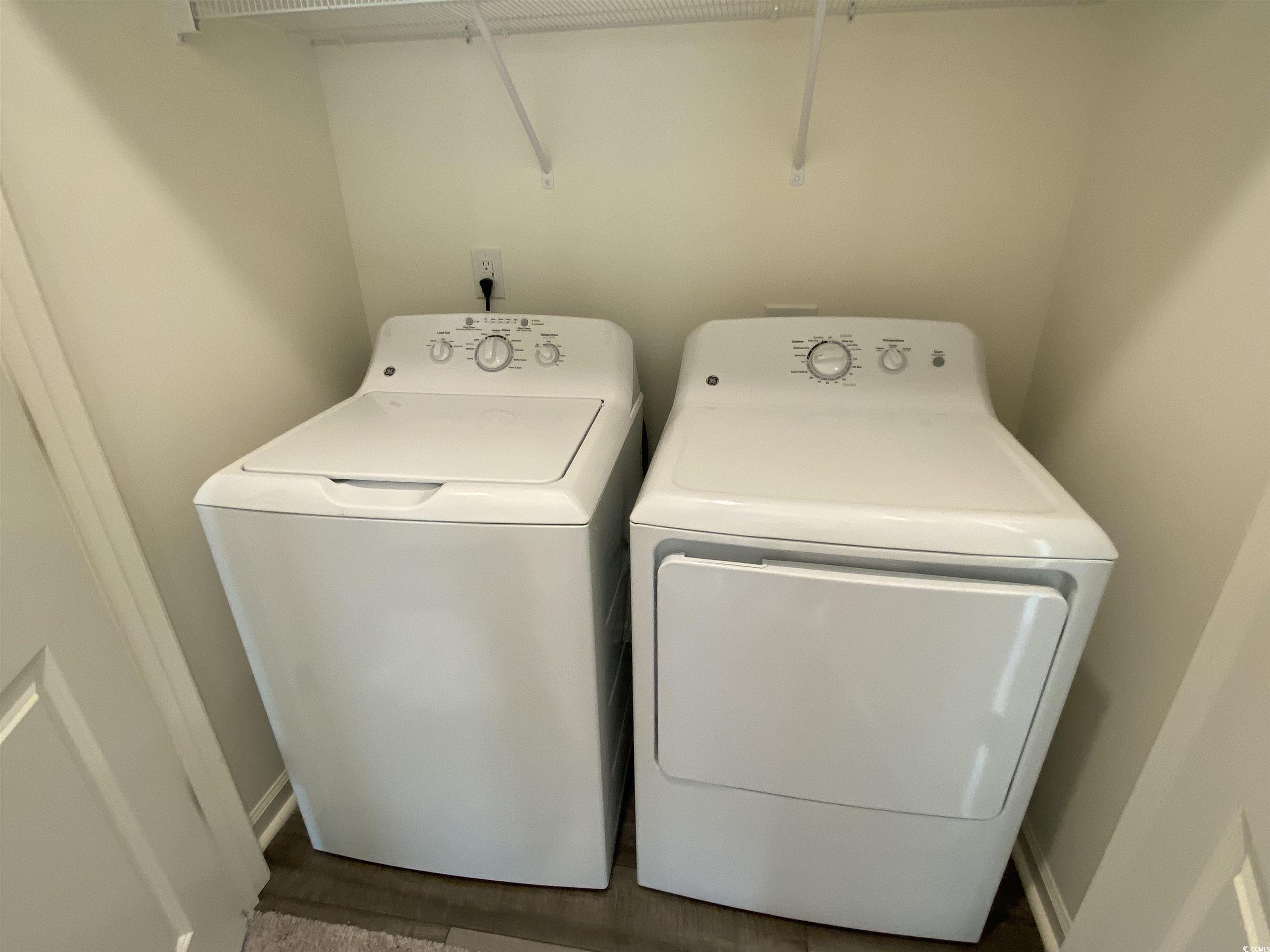 524 Tillage Court Conway, SC 29526 - Photo 6 of 7 Laundry room with washing machine and dryer and da