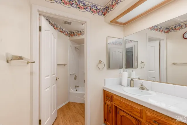 $735,000 | Undisclosed Address, Bakersfield, CA 93311